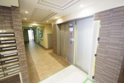 日商岩井弥生町マンション外観5