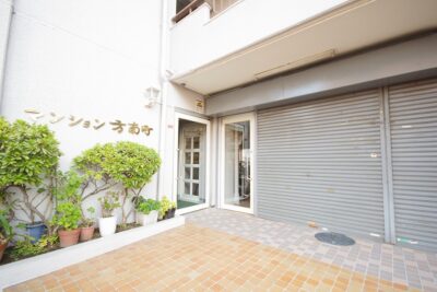 マンション方南町外観2