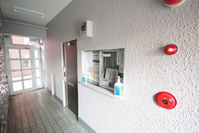 マンション方南町外観3