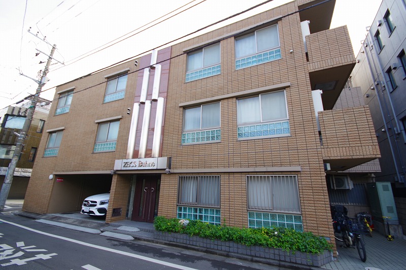 ゼクスビューネ中野本町　外観キャッチ