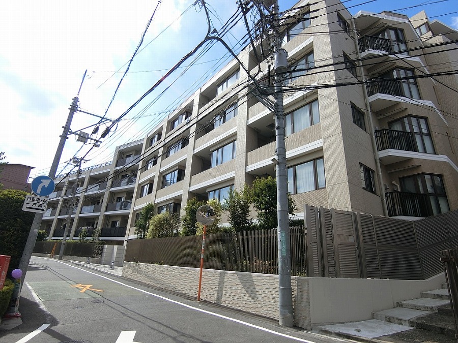 Brillia東中野ParksideHills　外観キャッチ