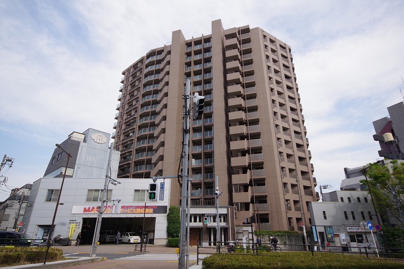 ナイスアーバン中野坂上外観キャッチ
